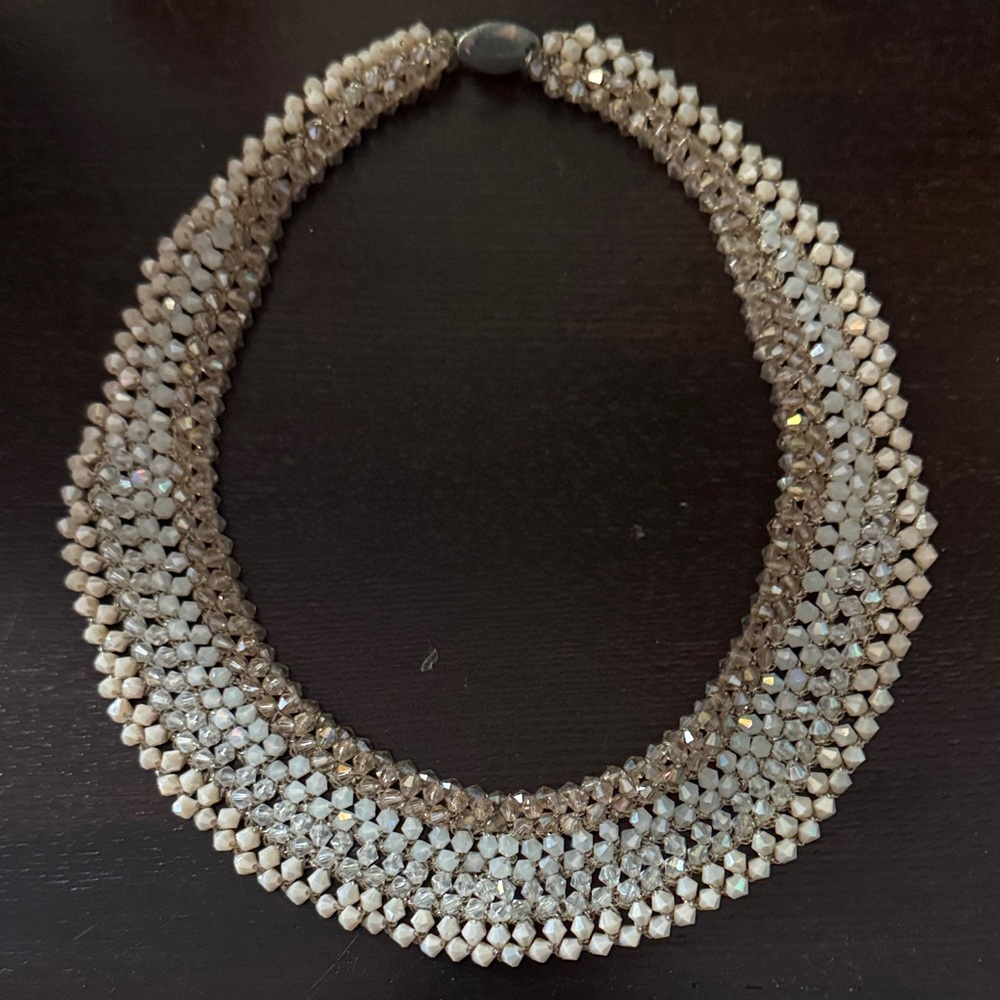 Elegant Beaded Necklace in Brown and Cream